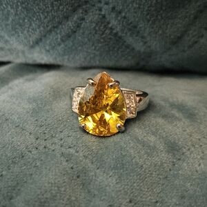 Elegant Citrine Teardrop/Pear Shaped Ring